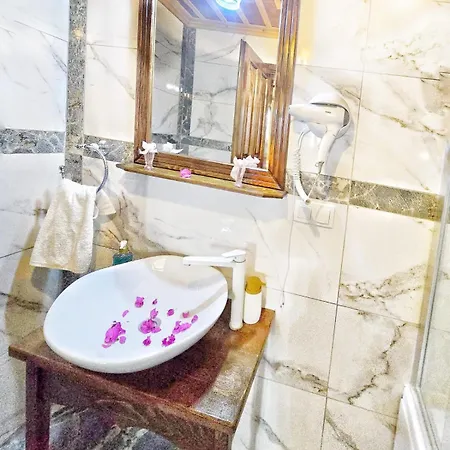 Sirincem Panzió İzmir